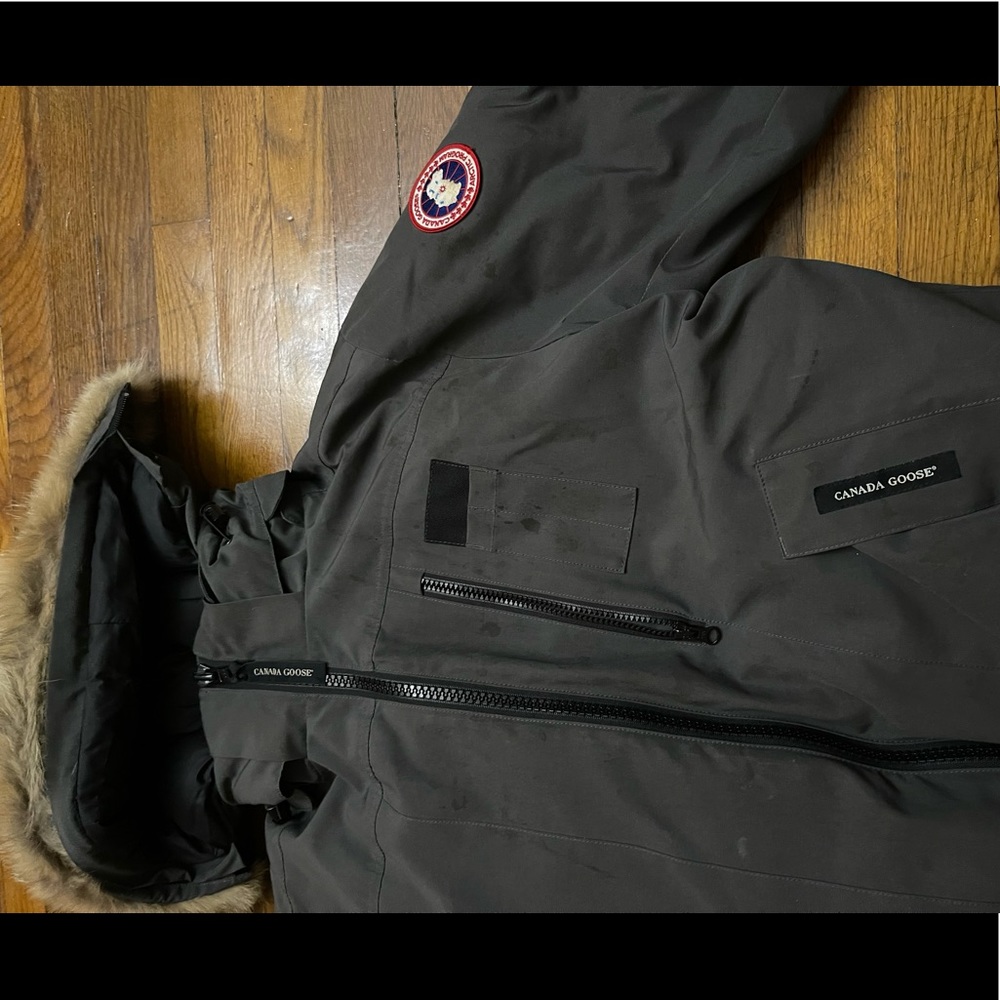 100% authentic Canada Goose Bomber jacket